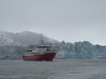 Die Gletscherfront des Kongsfjord